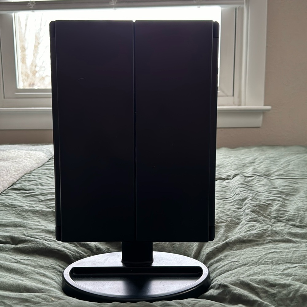 Desk mirror w/ lights